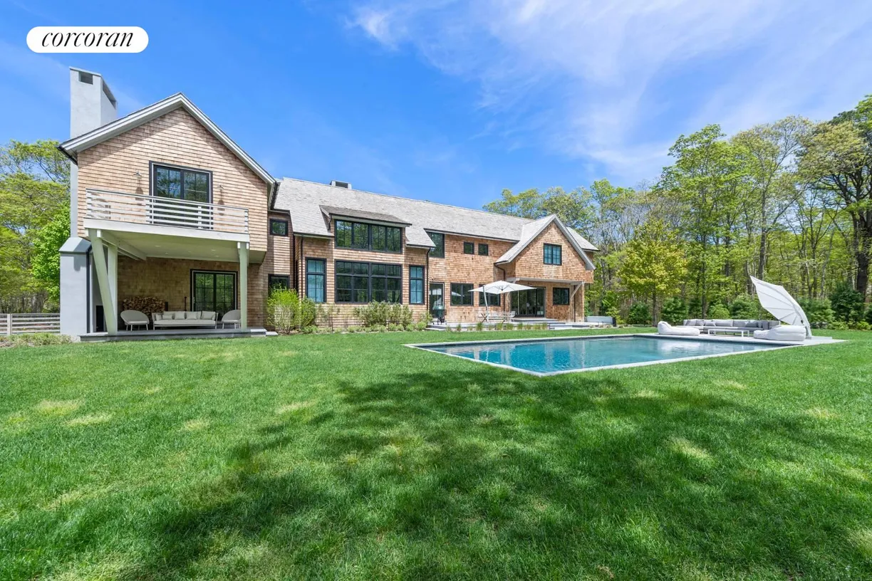 The Hamptons Real Estate | View 5 Forest Crossing | room 1