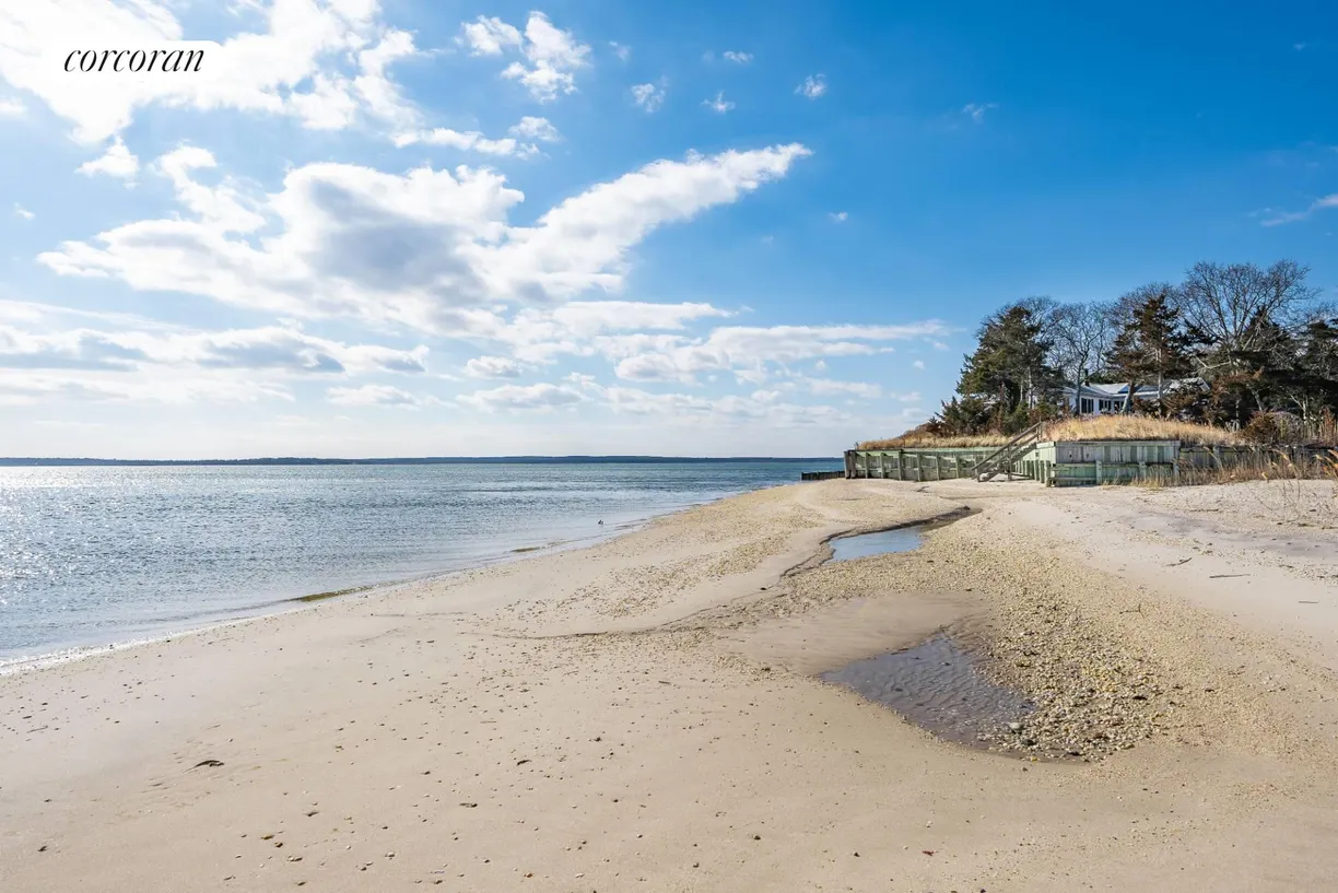 The Hamptons Real Estate | View 1521 Peconic Bay Blvd | 1521 Peconic Bay Boulevard