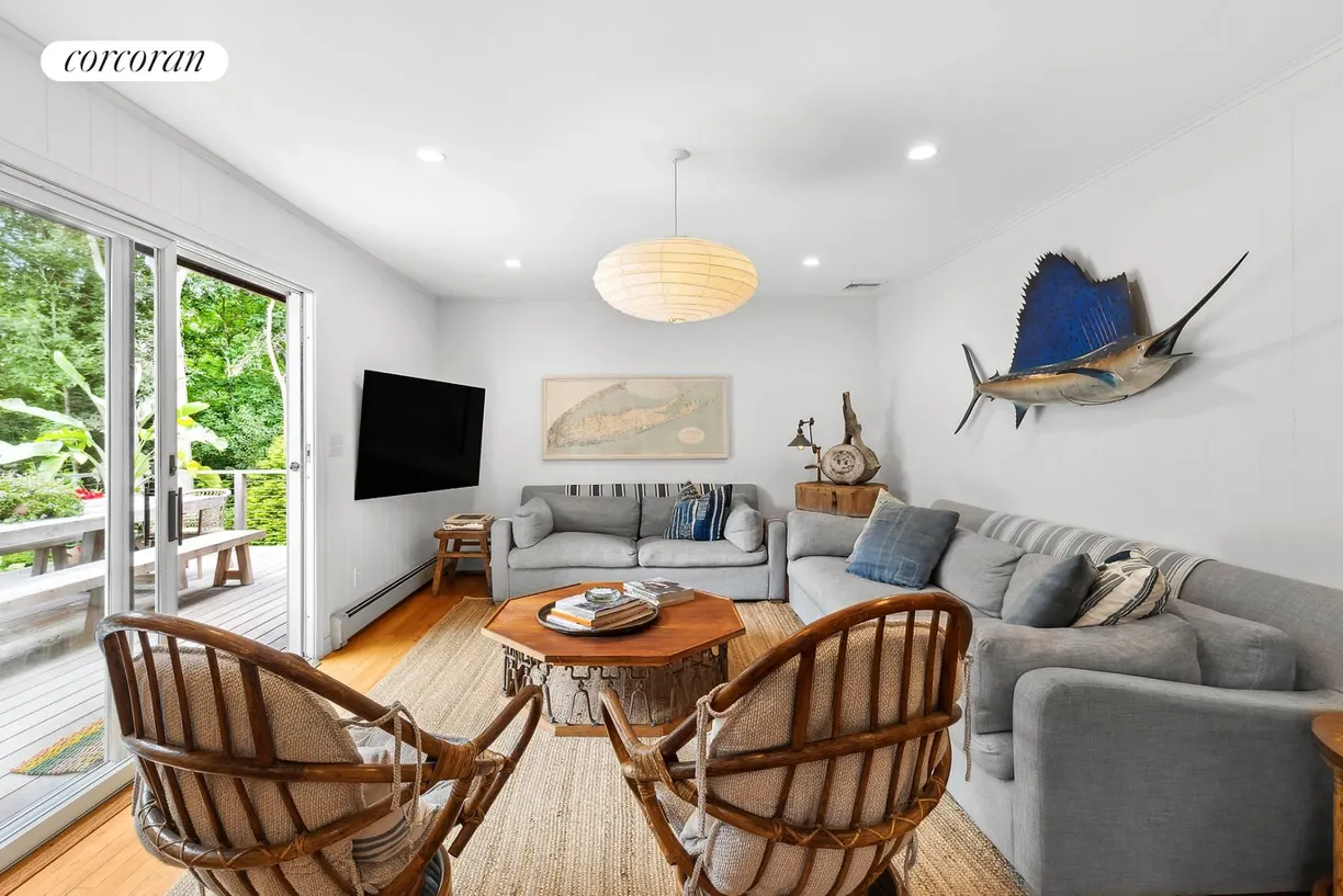 The Hamptons Real Estate | View 44 Milina Drive | room 1