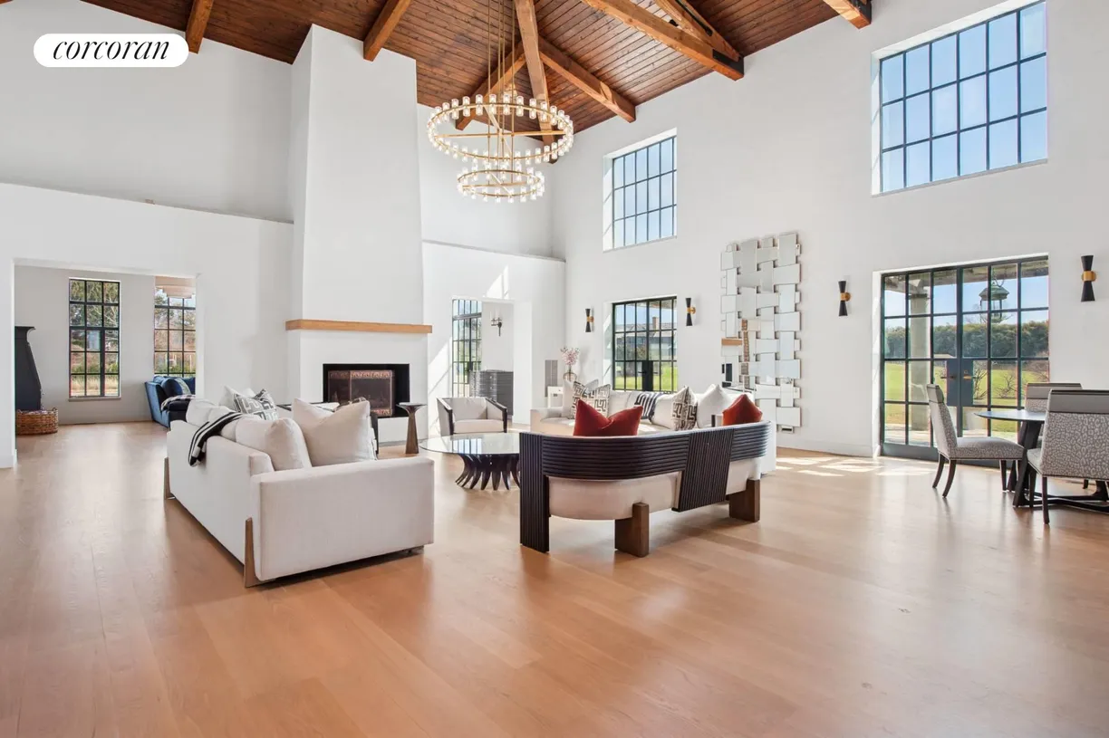The Hamptons Real Estate | View 51 Poxabogue Lane | room 1