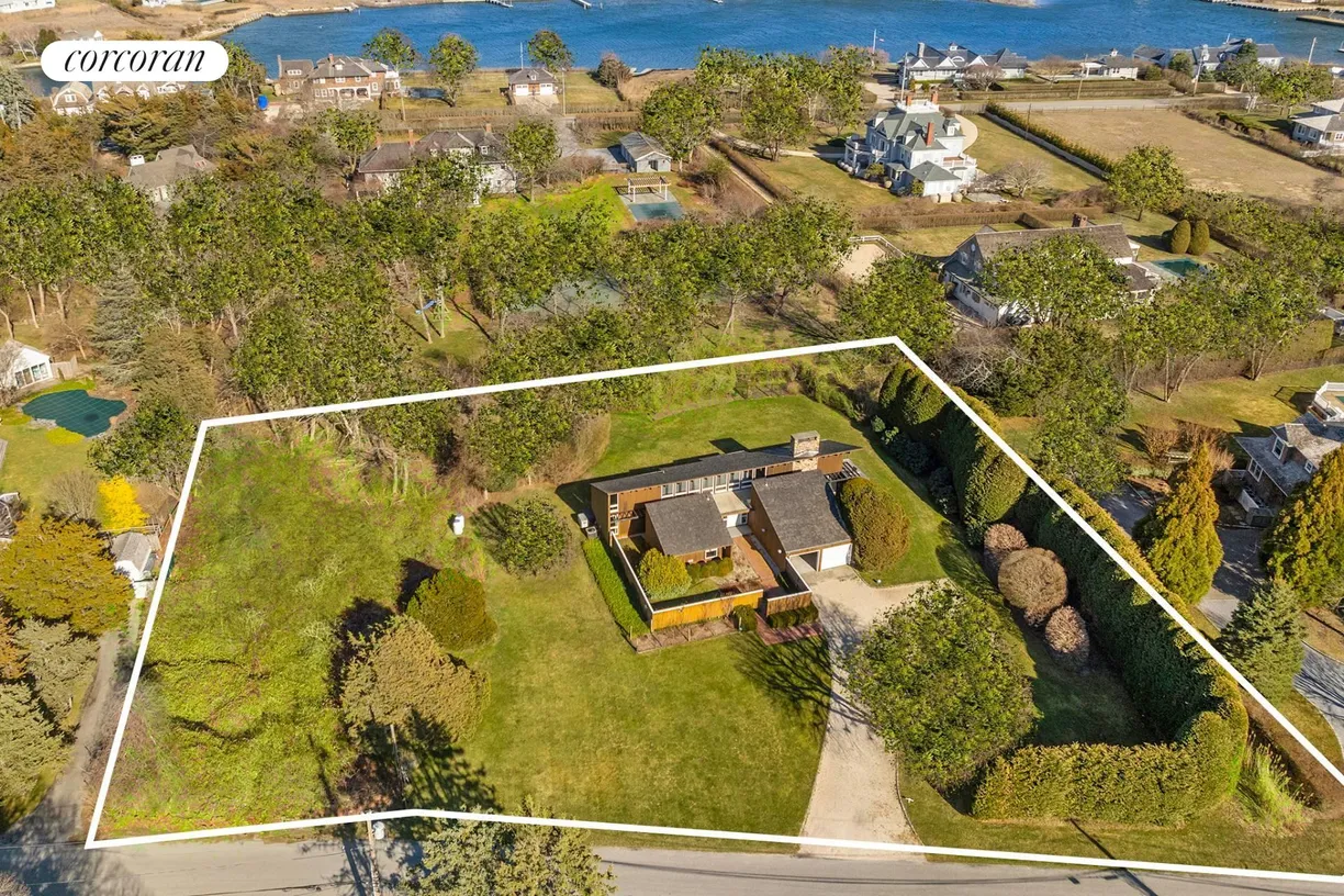 The Hamptons Real Estate | View 6 Leaward Lane | room 1