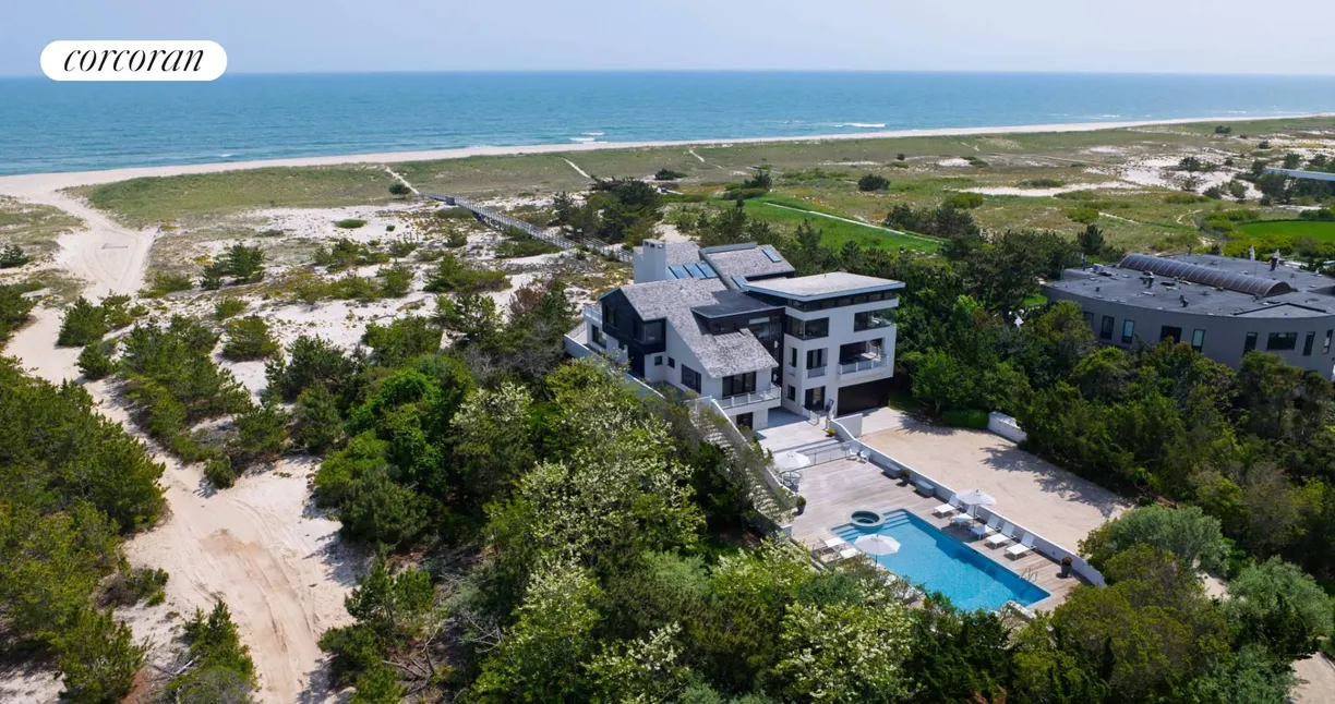 The Hamptons Real Estate | View 1950 Meadow Lane | 11 Beds, 12 Baths