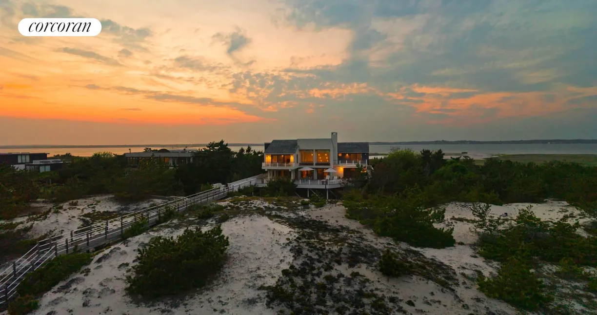 The Hamptons Real Estate | View 1950 Meadow Lane | room 1