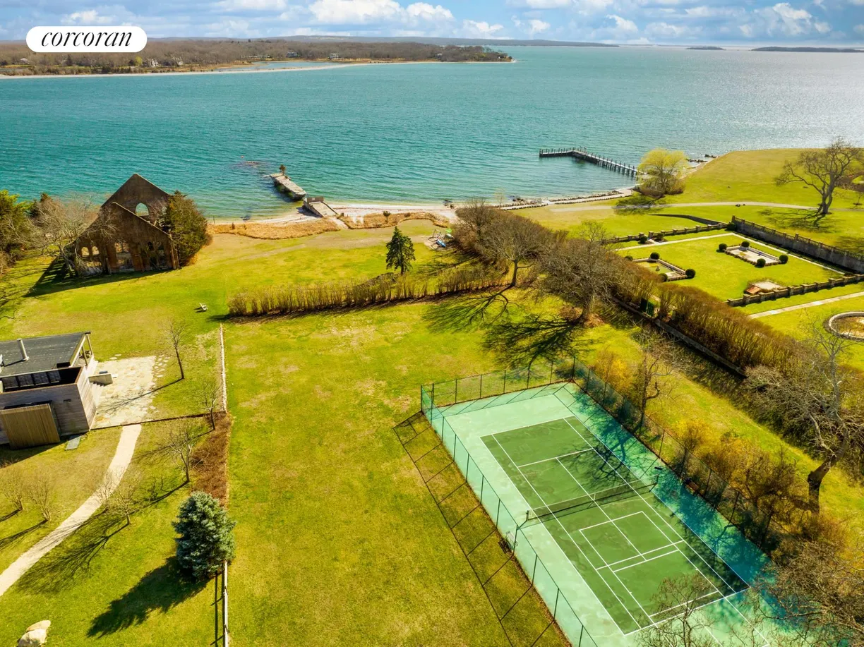 The Hamptons Real Estate | View 29D Osprey Road | room 2