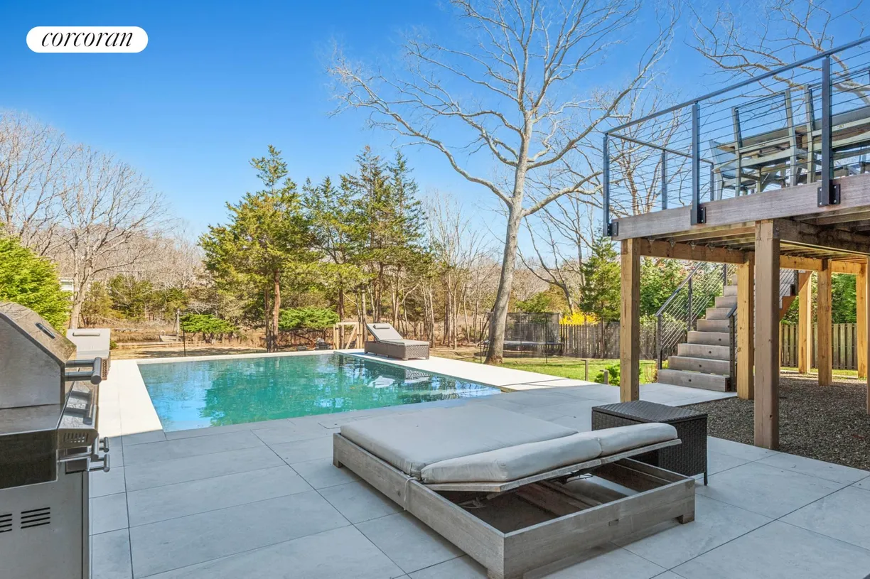 The Hamptons Real Estate | View 19 Isle of Wight Road | room 1