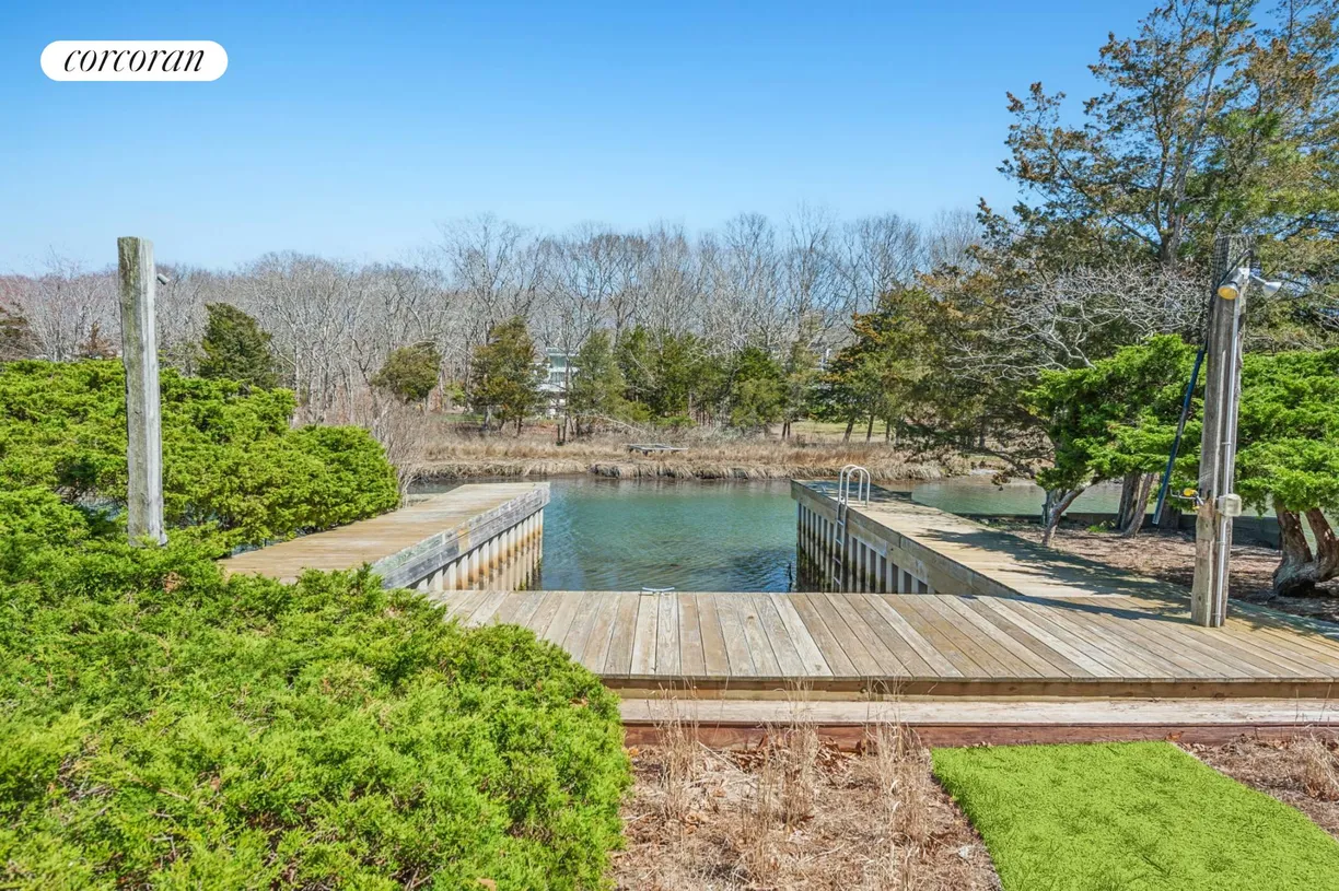 The Hamptons Real Estate | View 19 Isle of Wight Road | room 2