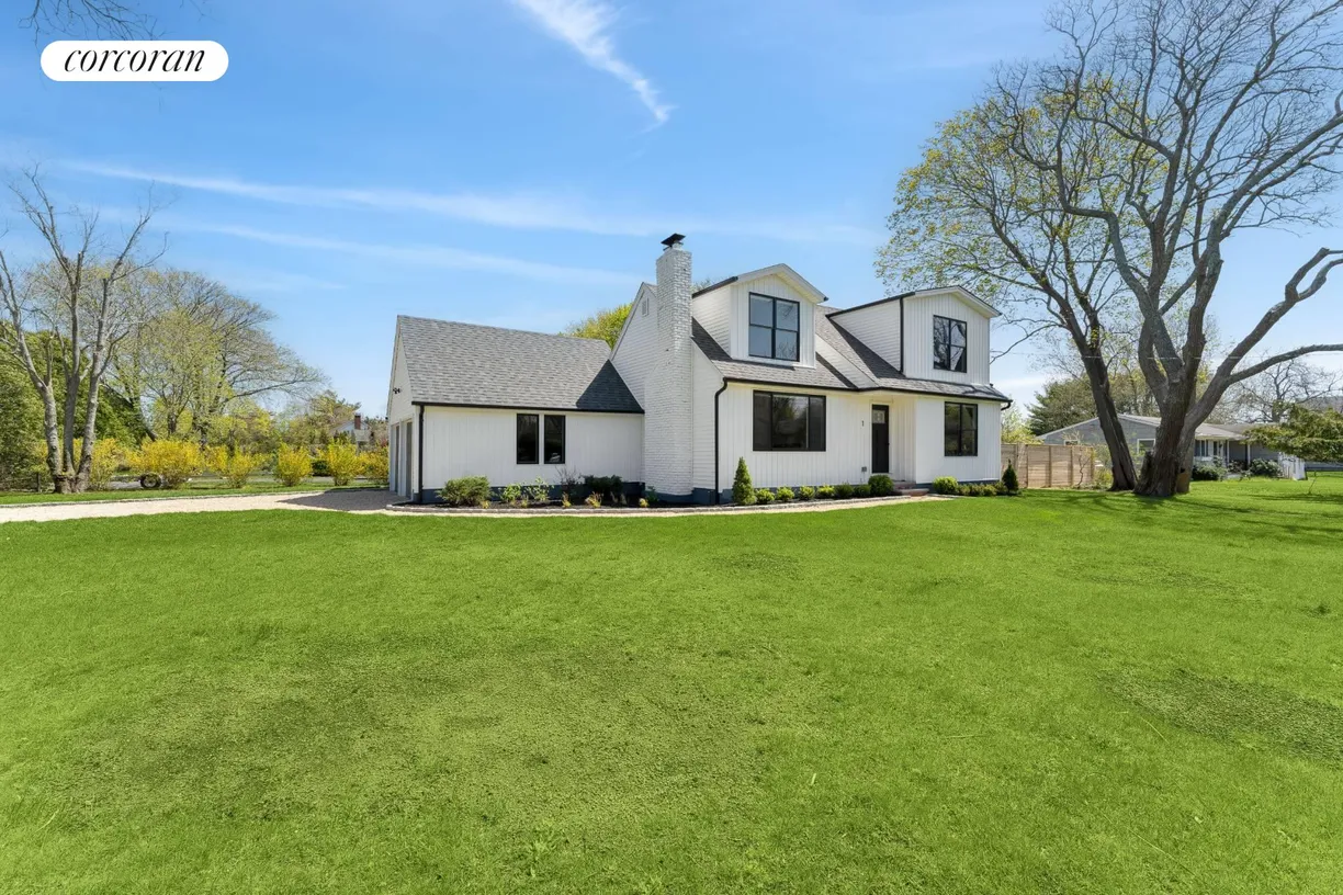 The Hamptons Real Estate | View 1 Friese Drive | Full SUN