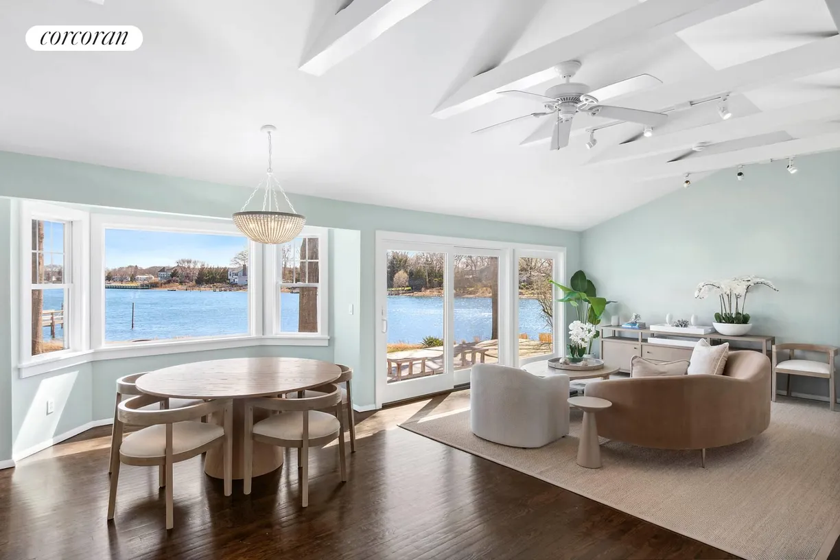 The Hamptons Real Estate | View 76 Harbor Drive, Bay Point | 3 Beds, 3 Baths