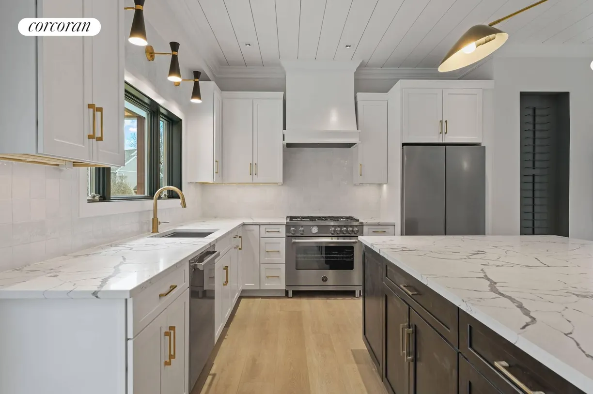 The Hamptons Real Estate | View 37 Potato Field Lane | room 2