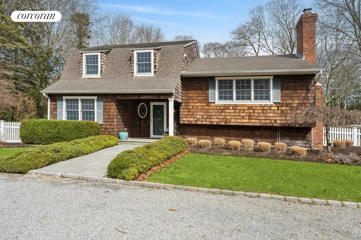 The Hamptons Real Estate | View 44 Midhampton Avenue | 4 Beds, 3 Baths