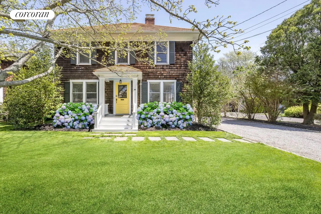 The Hamptons Real Estate | View 86 Hildreth Street | room 1