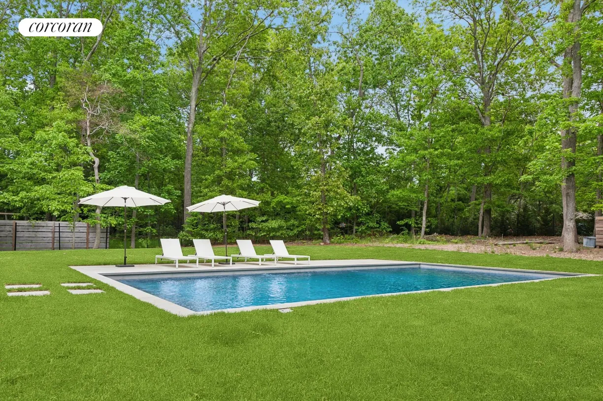 The Hamptons Real Estate | View 10 North Cape Lane | 3 Beds, 3 Baths