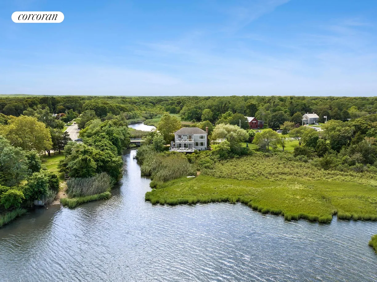 The Hamptons Real Estate | View 21 Old Stone Highway | 4 Beds, 4 Baths