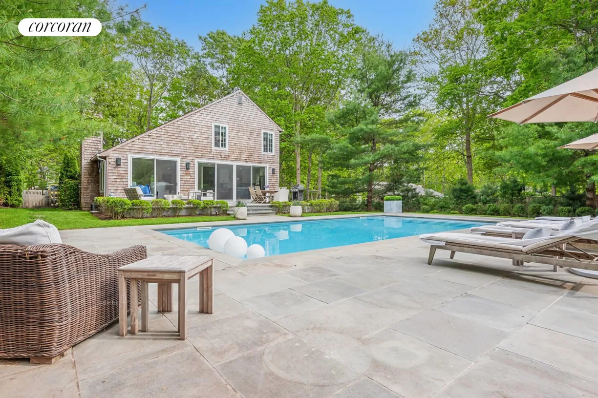 The Hamptons Real Estate | View 54 Whooping Hollow Road | room 2