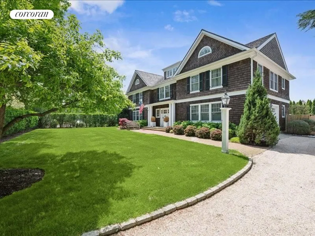The Hamptons Real Estate | View 130 Harvest Lane | exterior front