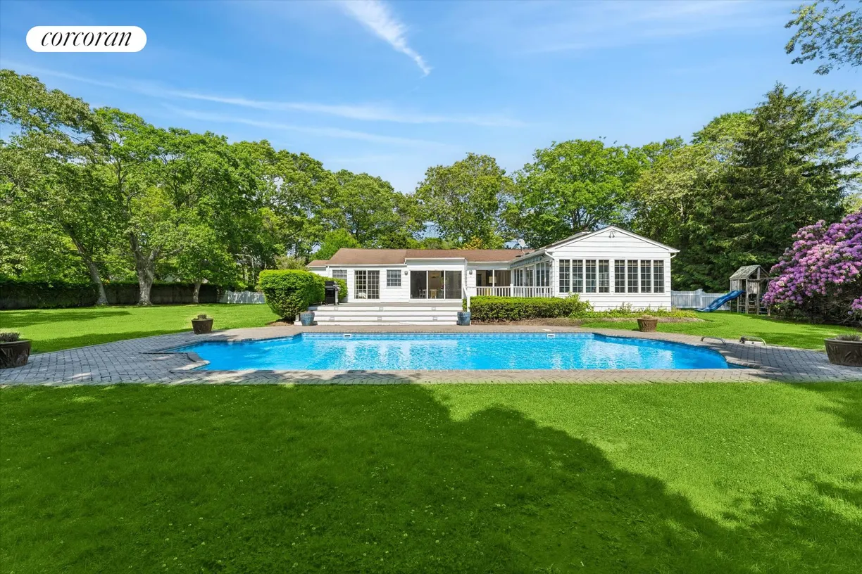 The Hamptons Real Estate | View 129 Oneck Lane | 4 Beds, 4 Baths