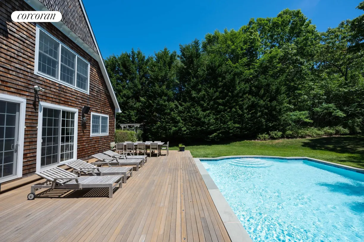 The Hamptons Real Estate | View 12 Balcomie Lane | room 1