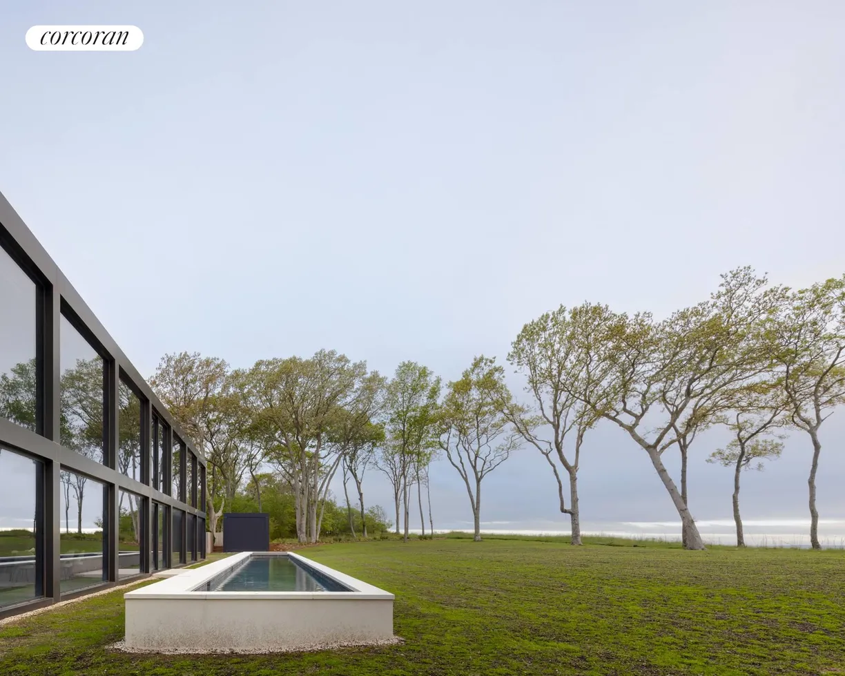 The Hamptons Real Estate | View 32 Hedges Banks Drive | room 1