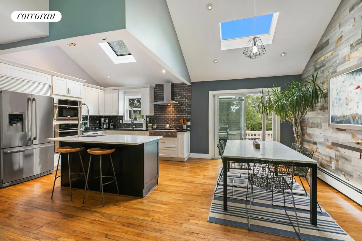 The Hamptons Real Estate | View 1049 Owasco Road | Upper Level