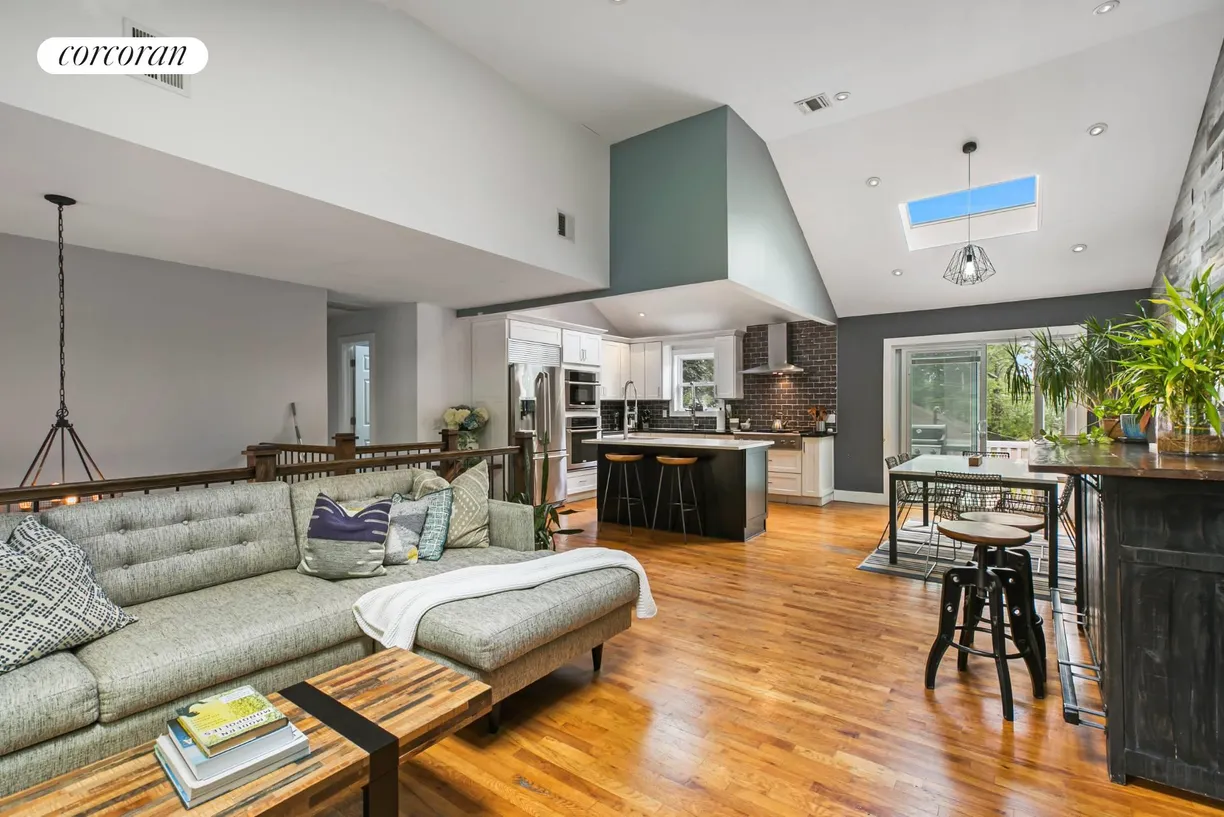 The Hamptons Real Estate | View 1049 Owasco Road | Upper Level