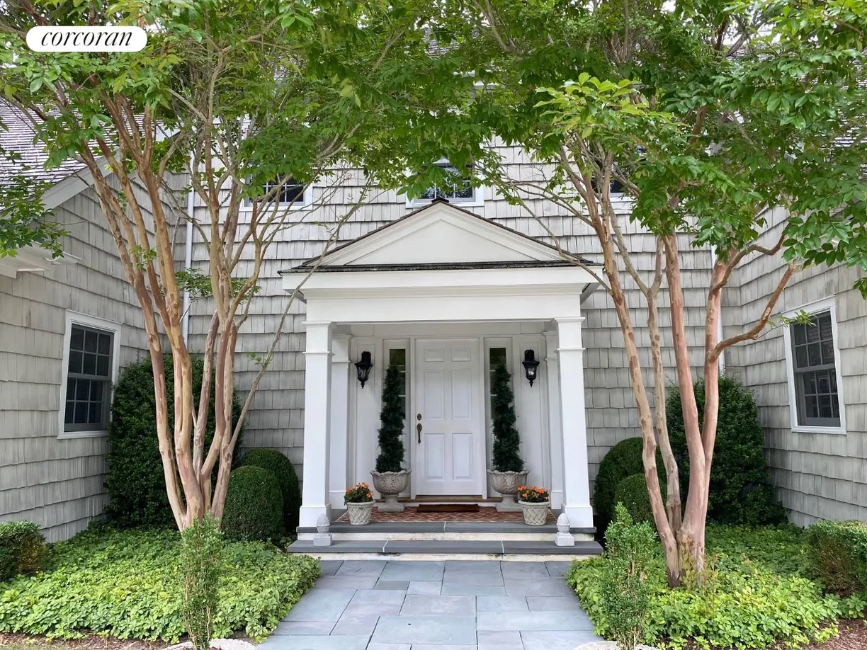 The Hamptons Real Estate | View 31 Foster Crossing | room 2