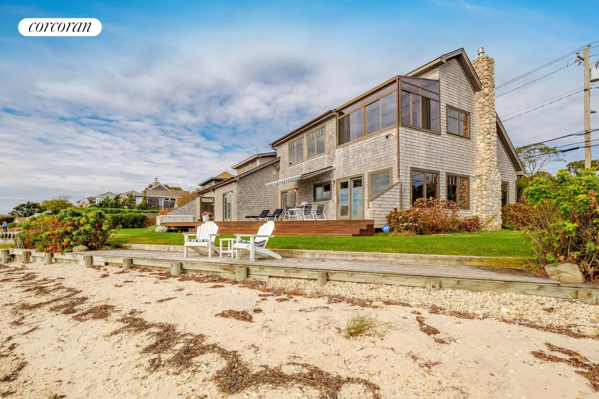 The Hamptons Real Estate | View 312 East Montauk Highway | Sandy Beach