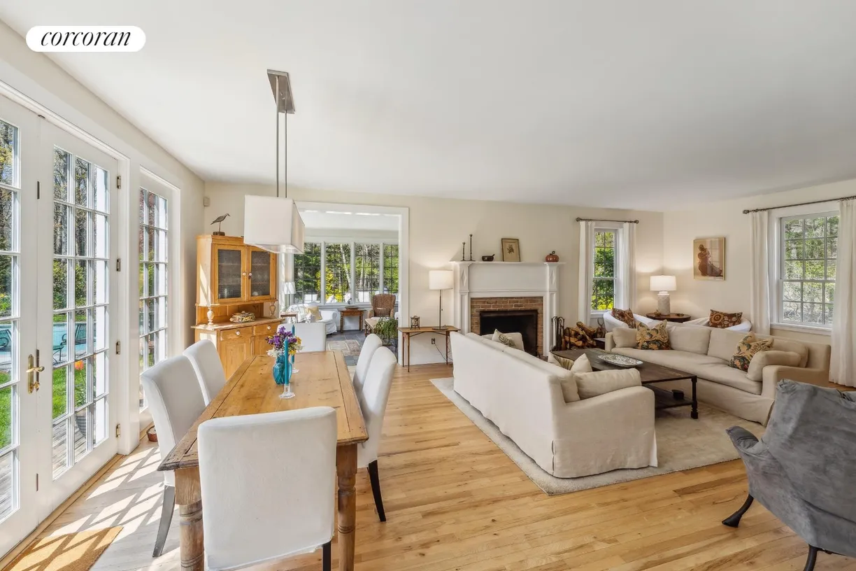 The Hamptons Real Estate | View 7 Bridge Hill Lane | room 2