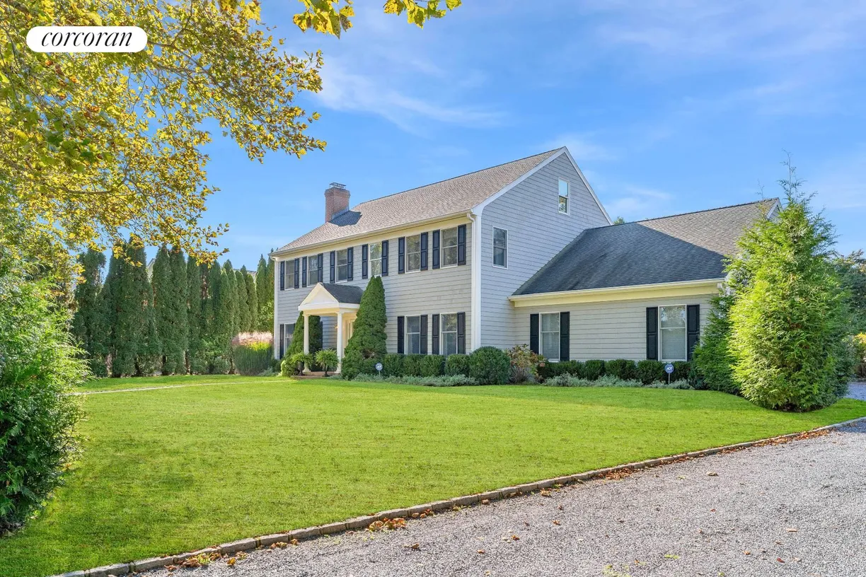 The Hamptons Real Estate | View 144 Coopers Farm Road | 4 Beds, 3 Baths