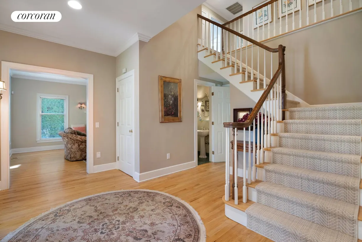 The Hamptons Real Estate | View 144 Coopers Farm Road | graceful entry