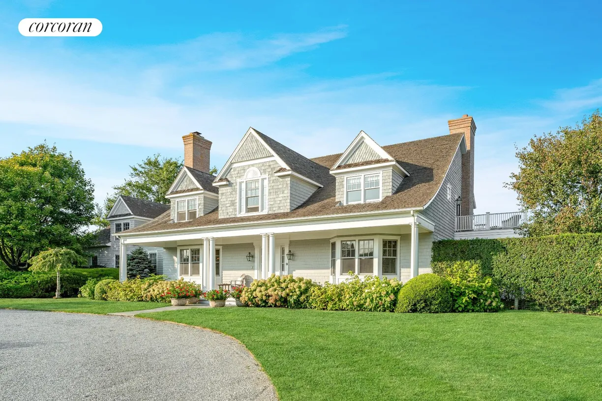 The Hamptons Real Estate | View 22 Sagg Pond Court | 5 Beds, 6 Baths