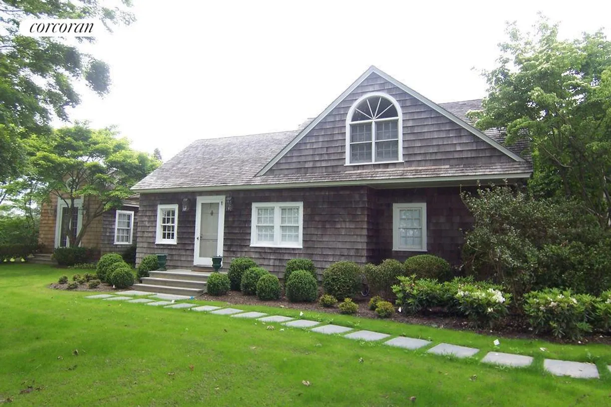 The Hamptons Real Estate | View 444 Hedges Lane | room 1