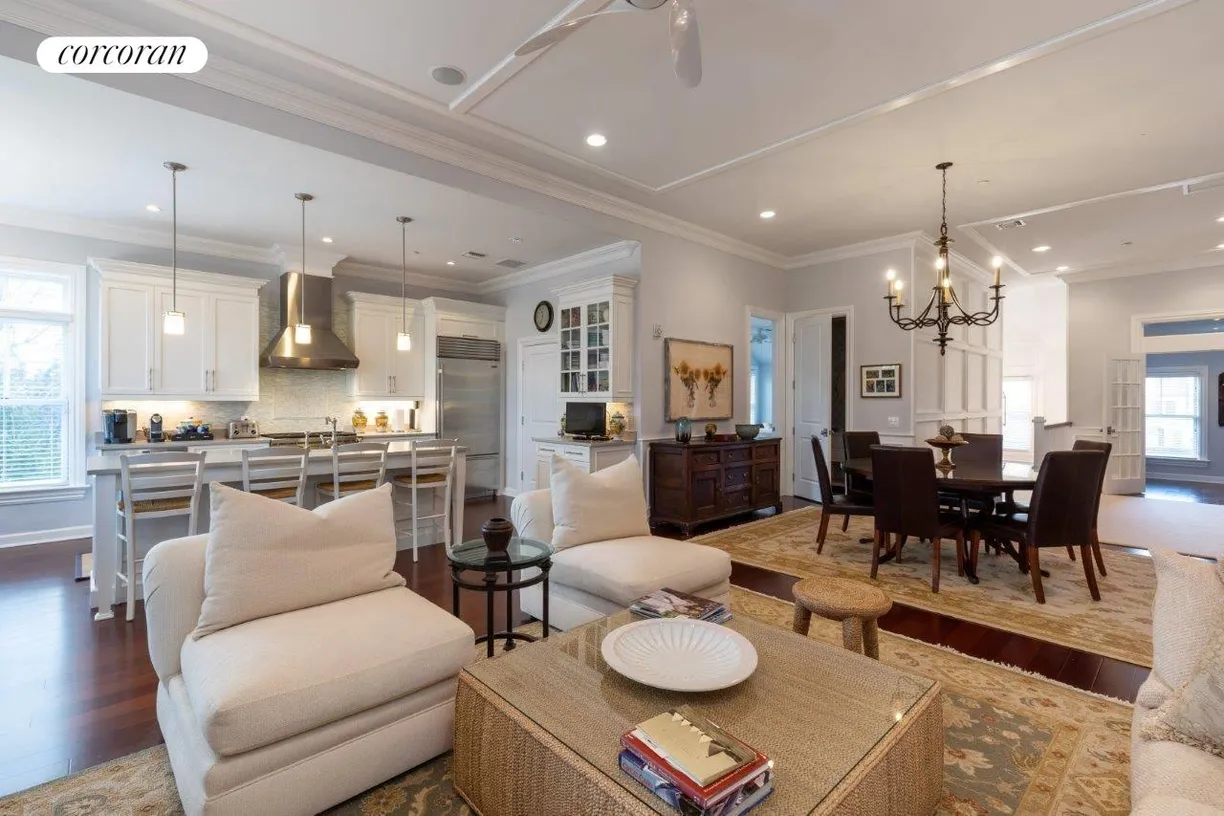 The Hamptons Real Estate | View 604 High Pond Lane | 4 Beds, 3 Baths
