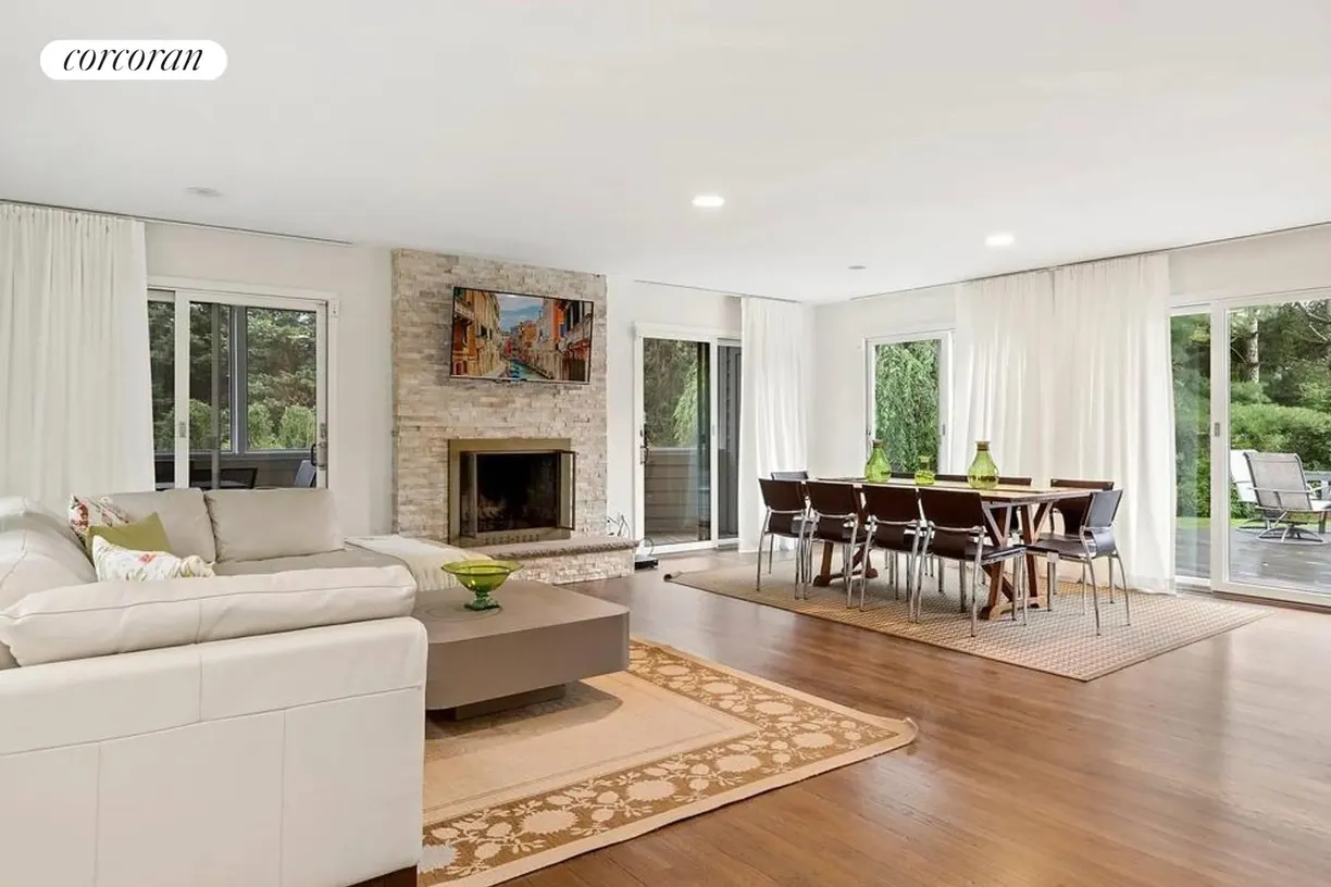 The Hamptons Real Estate | View 355 Mill Road | room 1