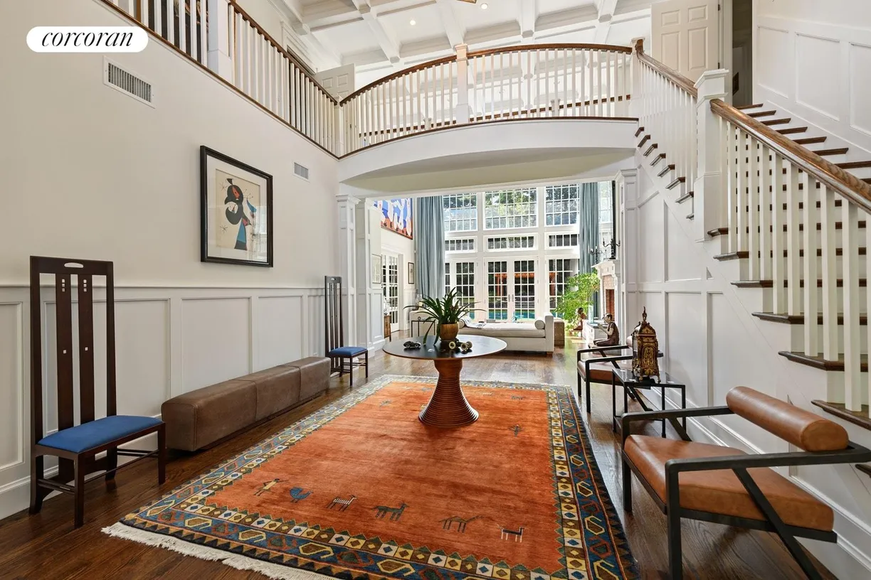 The Hamptons Real Estate | View 206 Bull Path | room 1