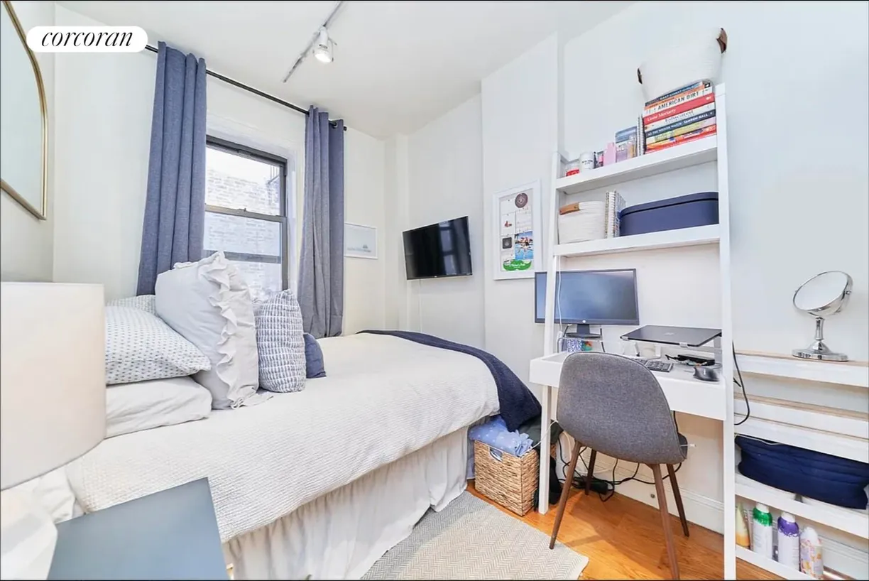 New York City Real Estate | View 55 Barrow Street, 3 | room 2