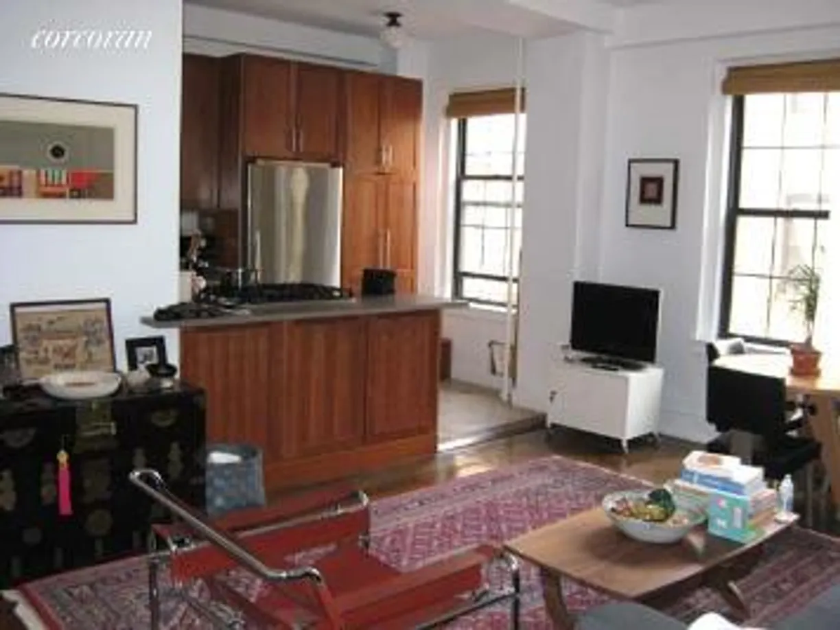 New York City Real Estate | View 90 8th Avenue, 5C | room 2