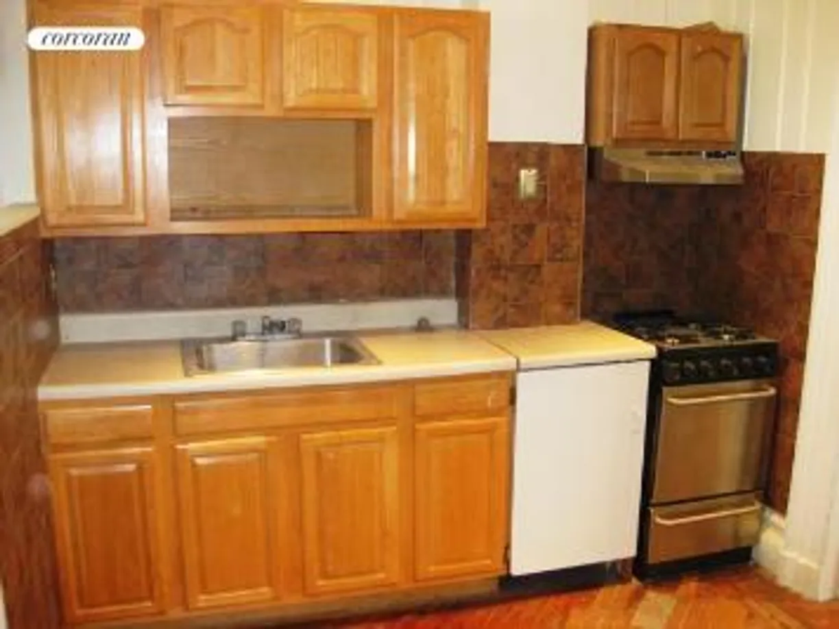 New York City Real Estate | View 6 MacDonough Street, #1 | room 2