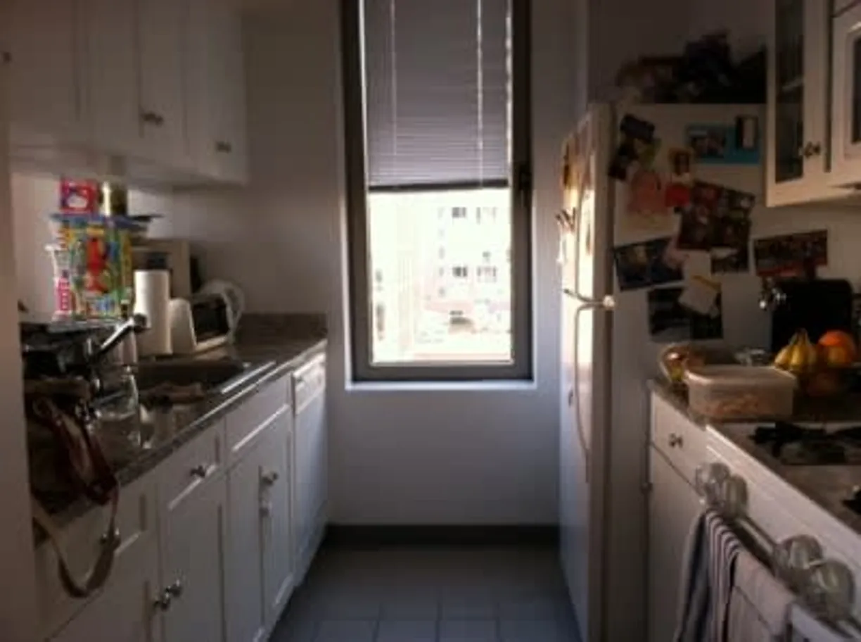 New York City Real Estate | View 22 River Terrace, 19H | room 2