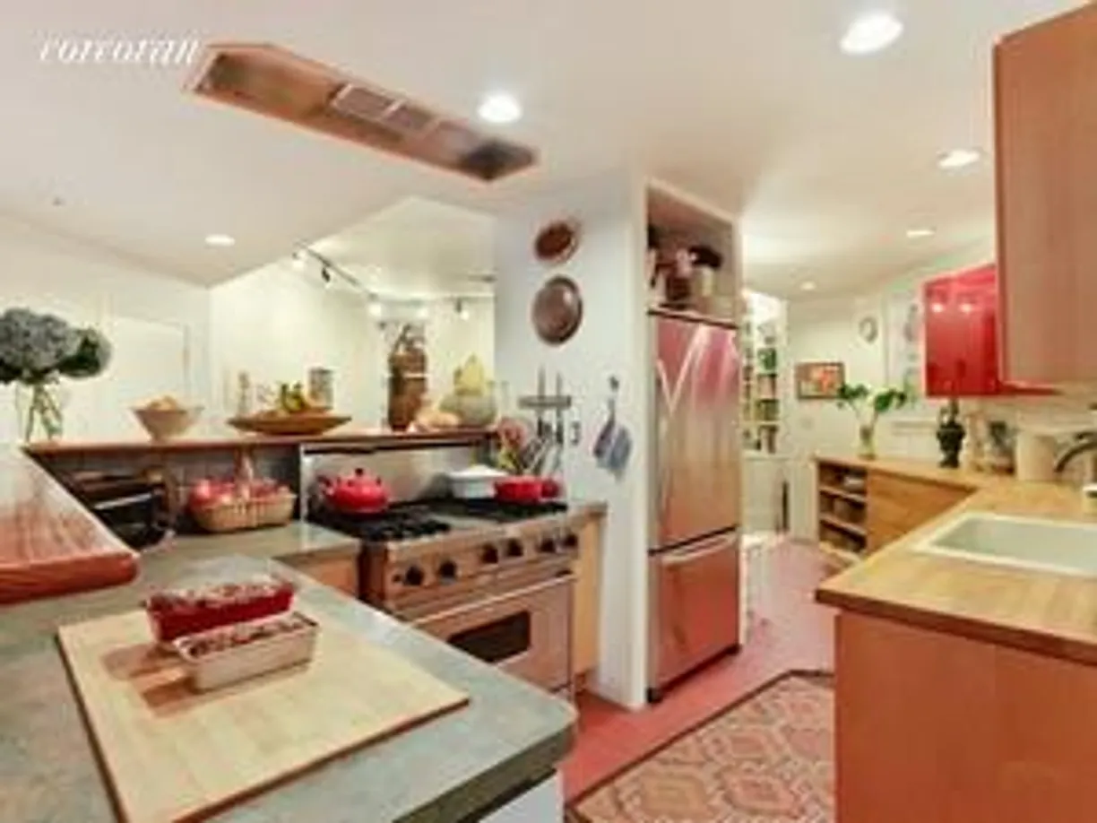 New York City Real Estate | View 410-412 Waverly Avenue | room 1