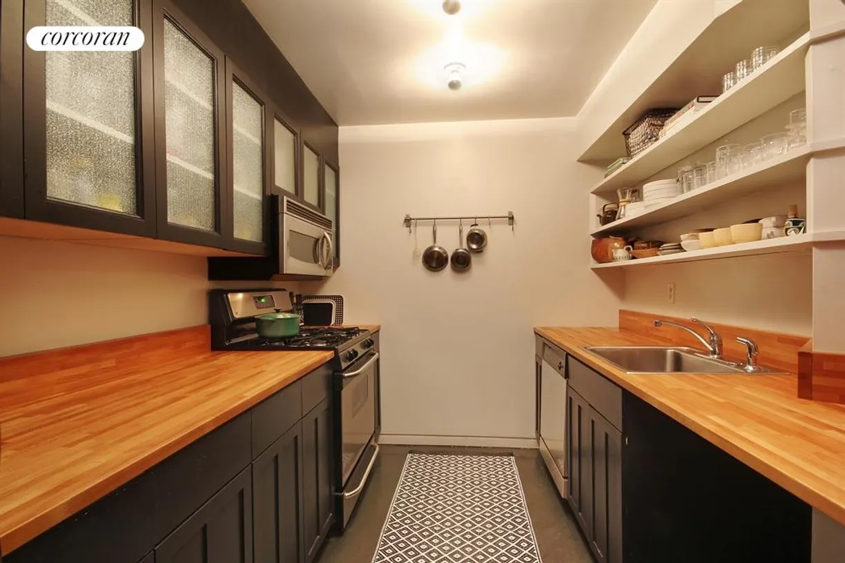 New York City Real Estate | View 100 Lexington Avenue, 1R | Kitchen