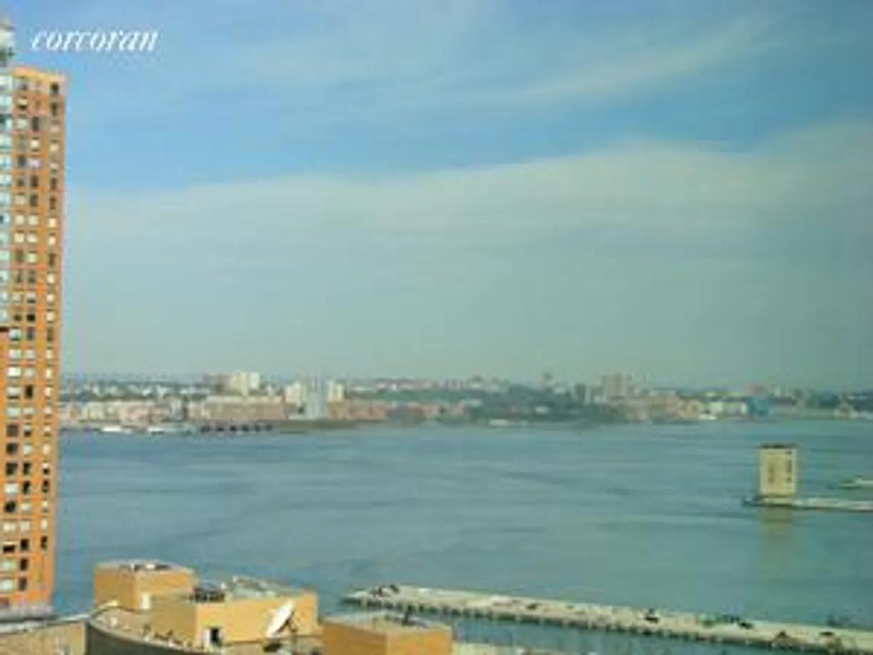 New York City Real Estate | View 200 Chambers Street, 27A | room 1