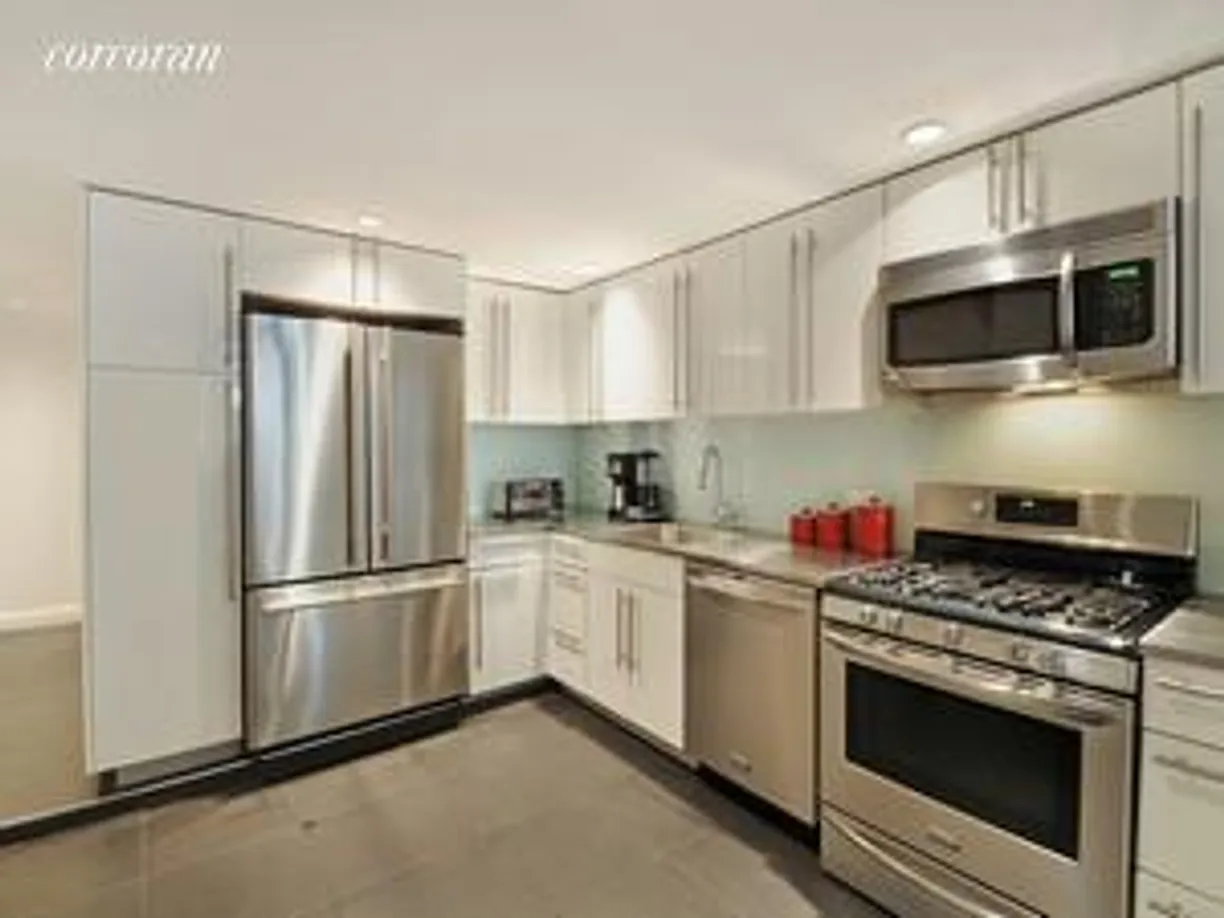 New York City Real Estate | View 3 Hanover Square, 3F | room 2