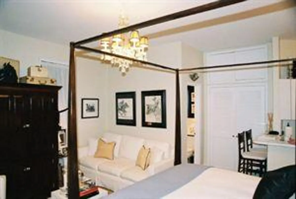 New York City Real Estate | View 8-10 Bethune Street, 4C | 1 Bath