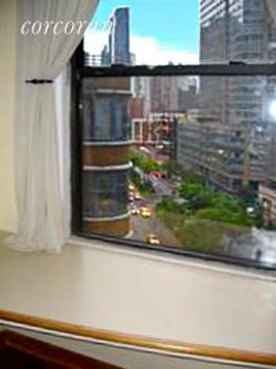 New York City Real Estate | View 140 West 69th Street, 82B | room 2