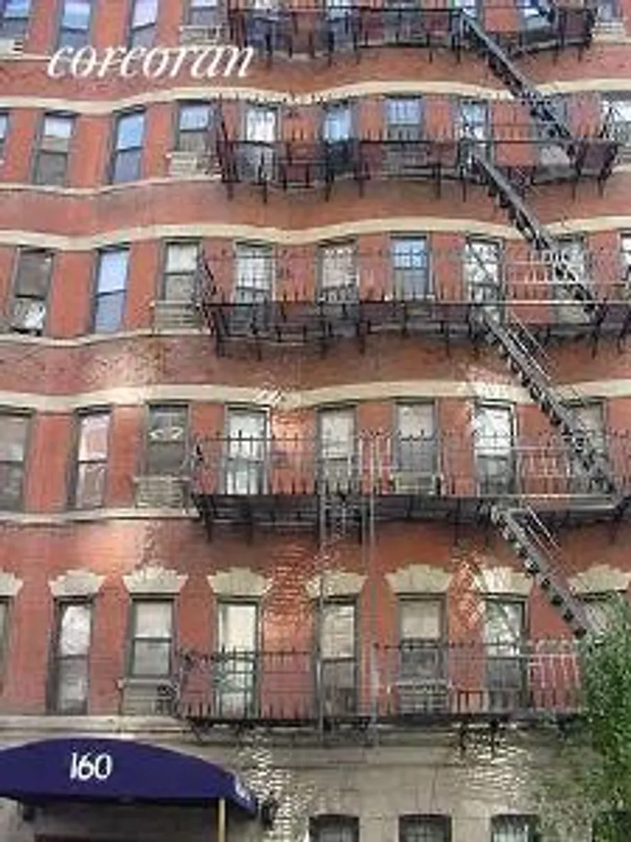 New York City Real Estate | View 160 East 91st Street, 5K | 1 Bed, 1 Bath