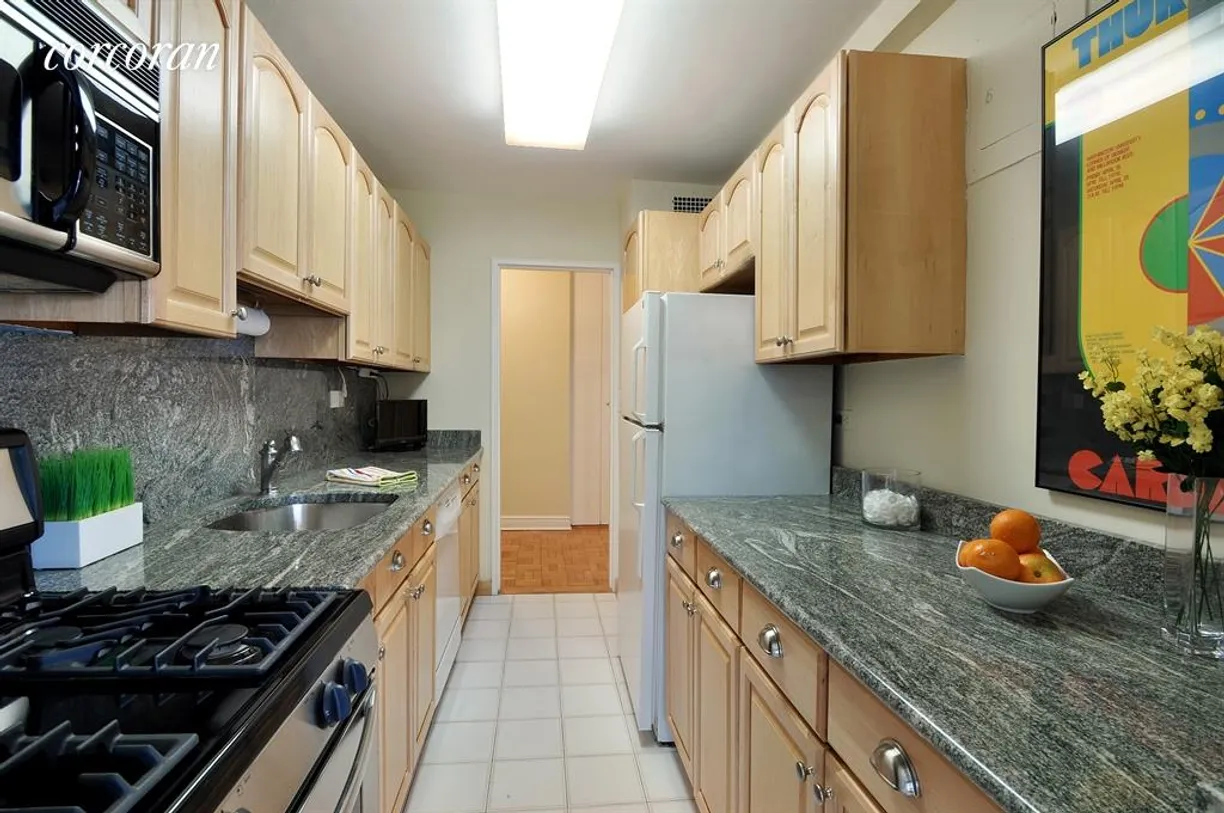 New York City Real Estate | View 345 East 73rd Street, 6C | room 1