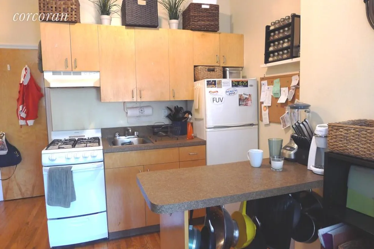 New York City Real Estate | View 99 5th Avenue, 2R | room 2