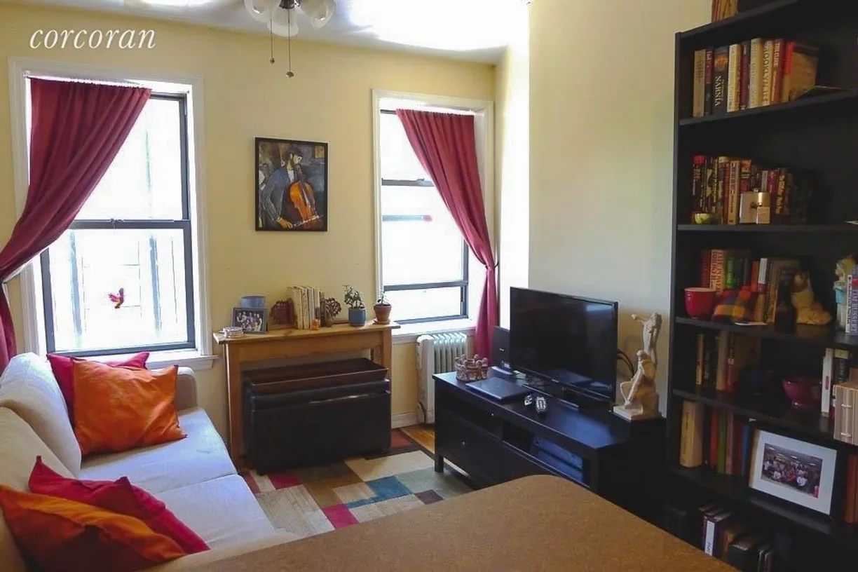 New York City Real Estate | View 99 5th Avenue, 2R | 1 Bed, 1 Bath