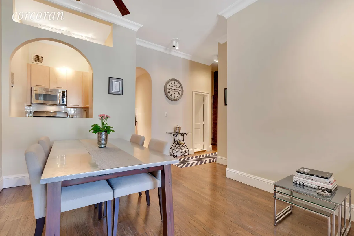 New York City Real Estate | View 140 West 74th Street, 4F | room 1
