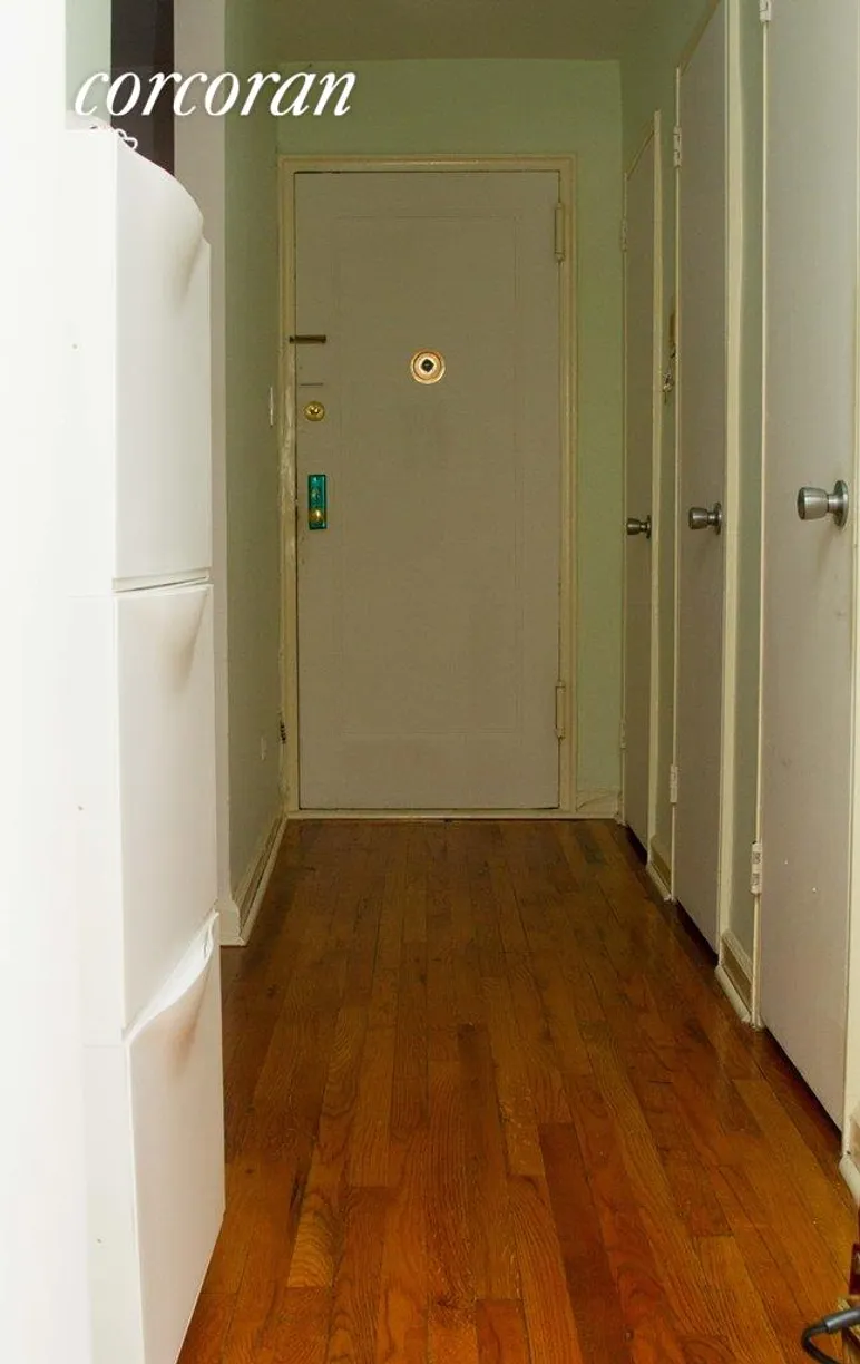 New York City Real Estate | View 67-25 Dartmouth Street, 6F | Hallway